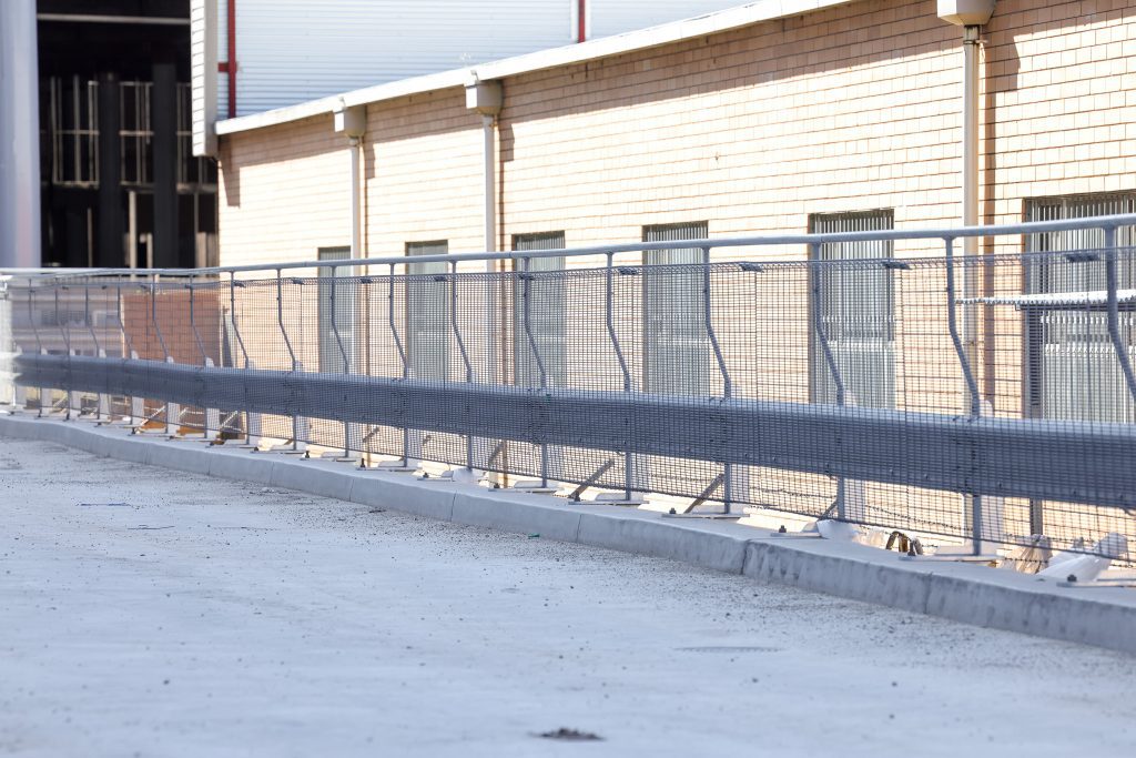 Kwik-Guard Carpark Guardrail with Mesh and Handrail