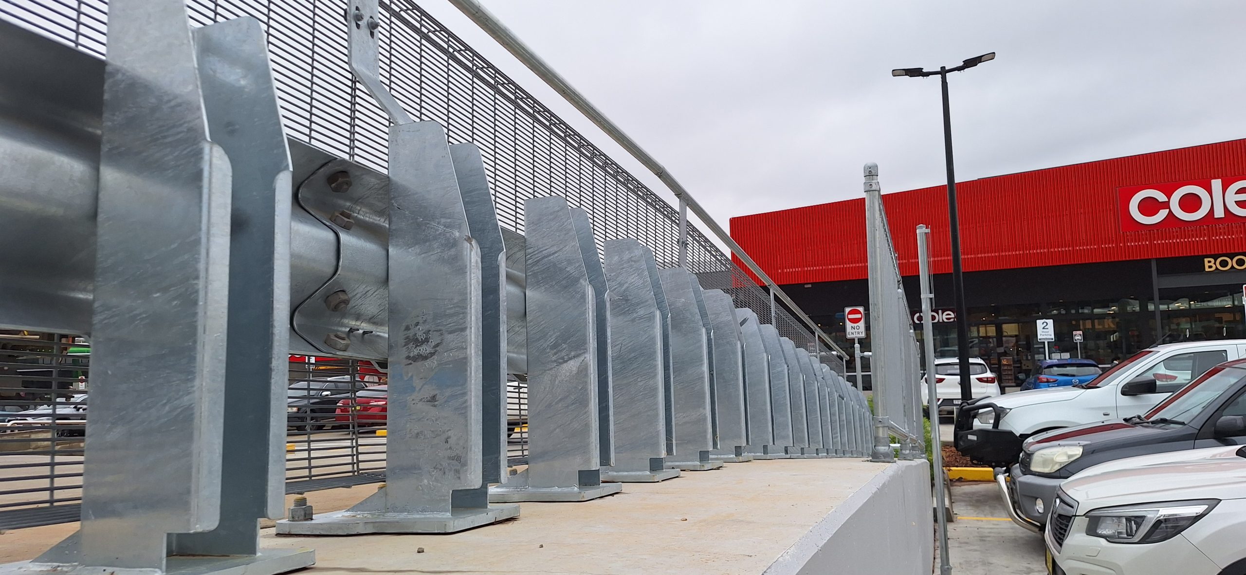 Kwik-Guard Guardrail 240kN Carparks